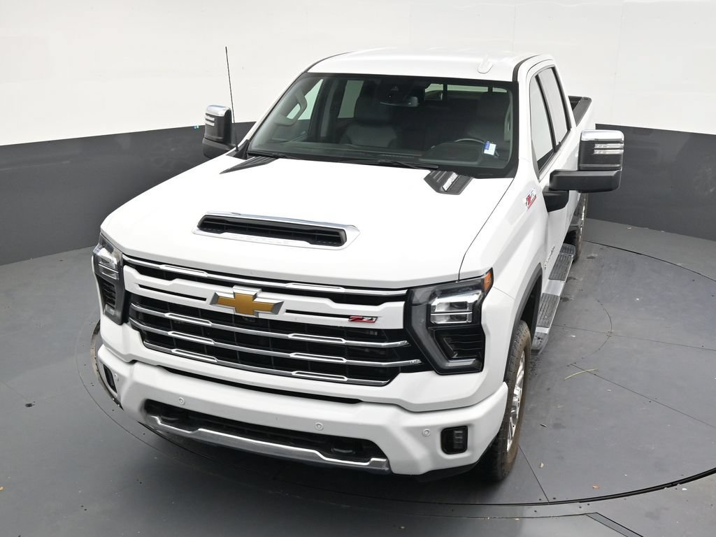 Used 2024 Chevrolet Silverado 2500 LTZ w/ LTZ Plus Package AWD/4WD image 18