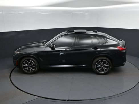 Certified 2023 BMW X4 xDrive30i w/ M Sport Package AWD/4WD image 32