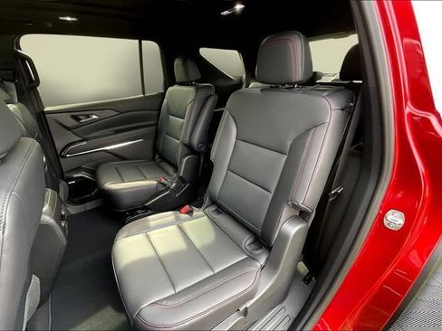 New 2026 Chevrolet Traverse Z71 w/ Enhanced Driving Package AWD/4WD image 11