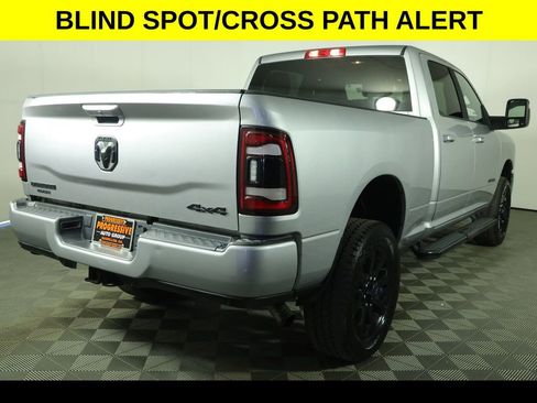 Used 2024 RAM 2500 Big Horn w/ Night Edition AWD/4WD image 9