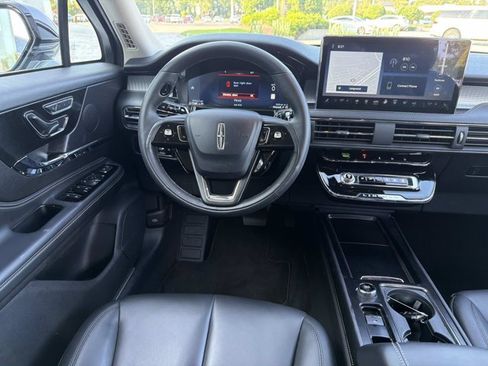 Used 2024 Lincoln Corsair FWD image 27
