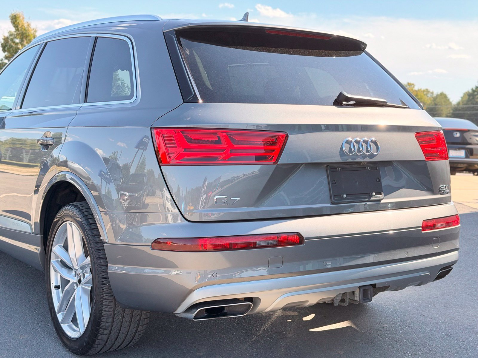 Used 2018 Audi Q7 3.0T Prestige w/ Prestige Package AWD/4WD image 4