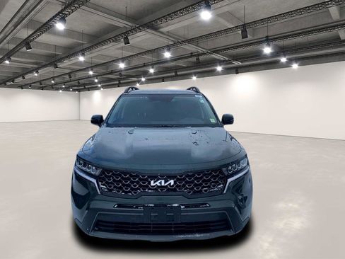 Certified 2023 Kia Sorento S w/ Panoramic Sunroof Package image 3