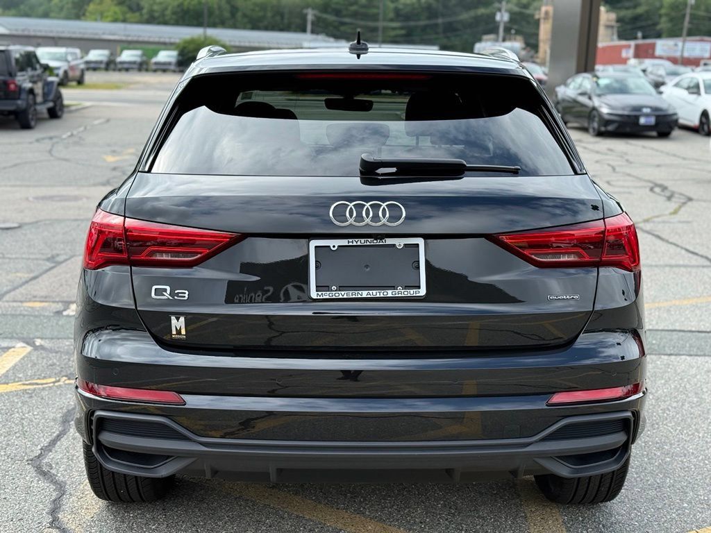 Used 2025 Audi Q3 2.0T Premium Plus w/ Premium Plus Package AWD/4WD image 5