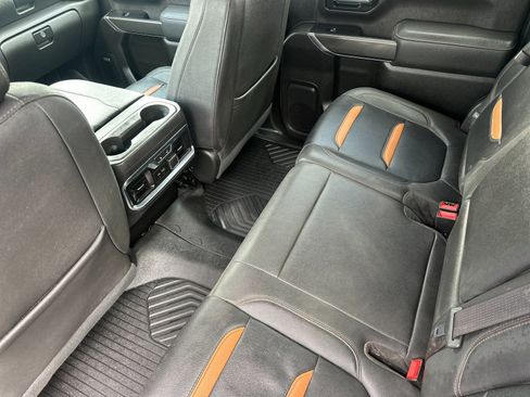 Used 2023 GMC Sierra 3500 AT4 w/ AT4 Preferred Package AWD/4WD image 13