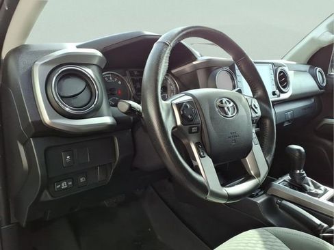 Used 2021 Toyota Tacoma SR5 image 14