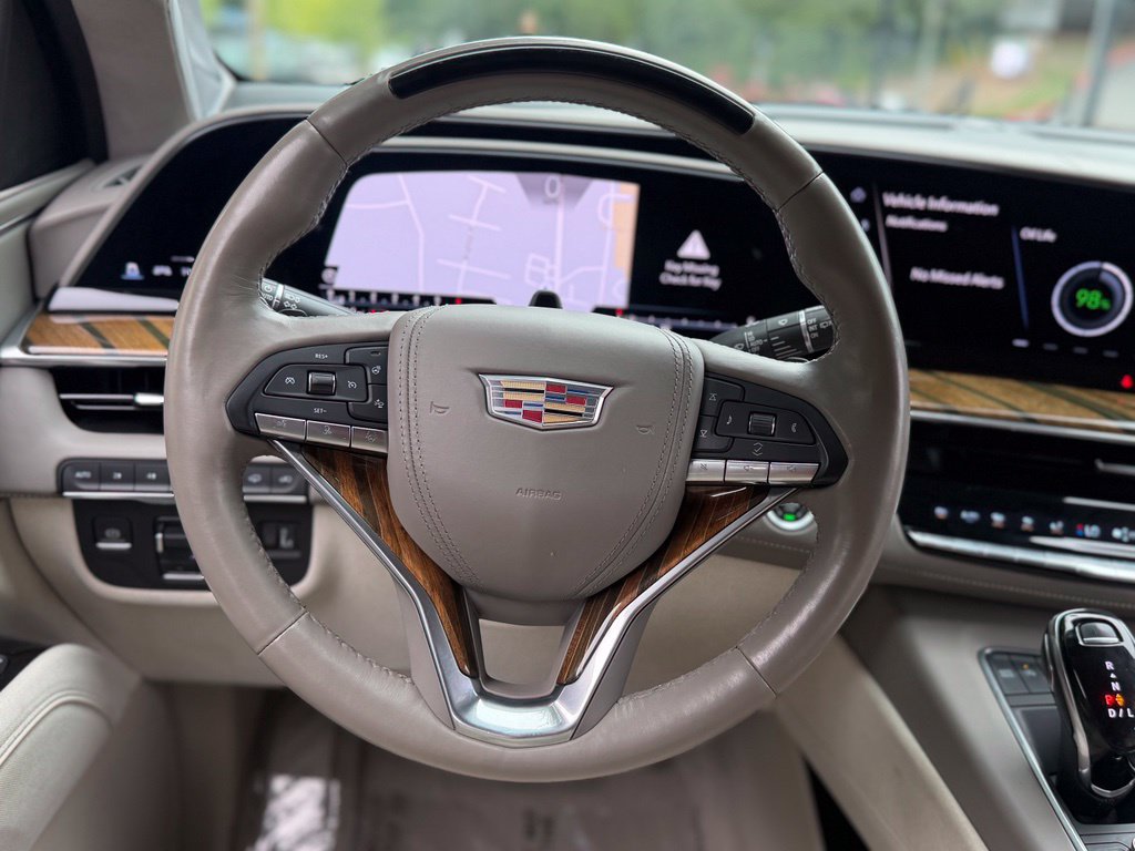 Used 2021 Cadillac Escalade Premium Luxury Platinum w/ LPO, Radiant Package AWD/4WD image 46