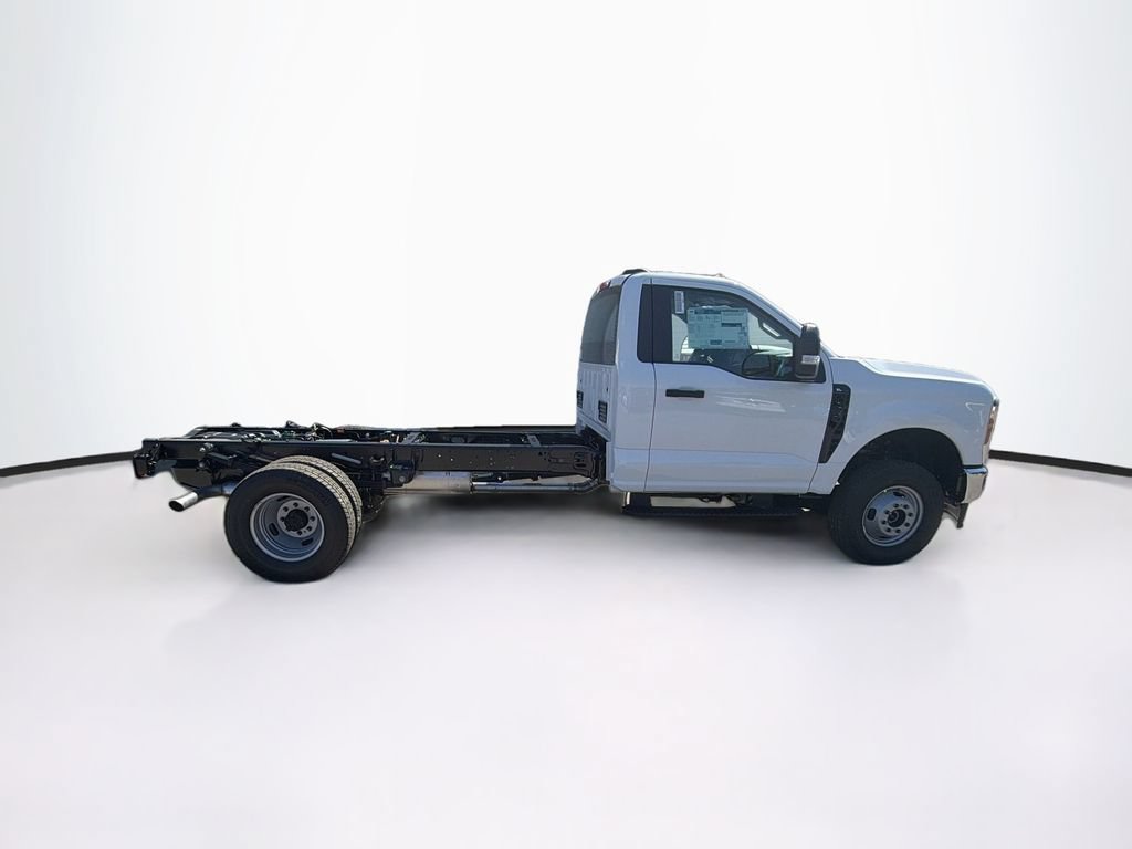 New 2027 Ford F350 XL w/ XL Chrome Package AWD/4WD image 13