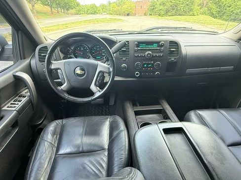 Used 2011 Chevrolet Silverado 1500 LT w/ All-Star Edition AWD/4WD image 18