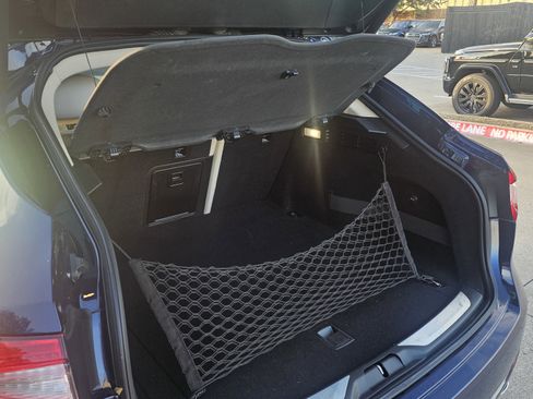 Used 2019 Maserati Levante GranLusso image 23