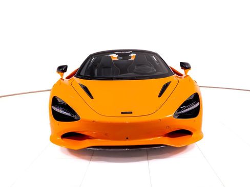 New 2027 McLaren 750S Spider RWD image 10