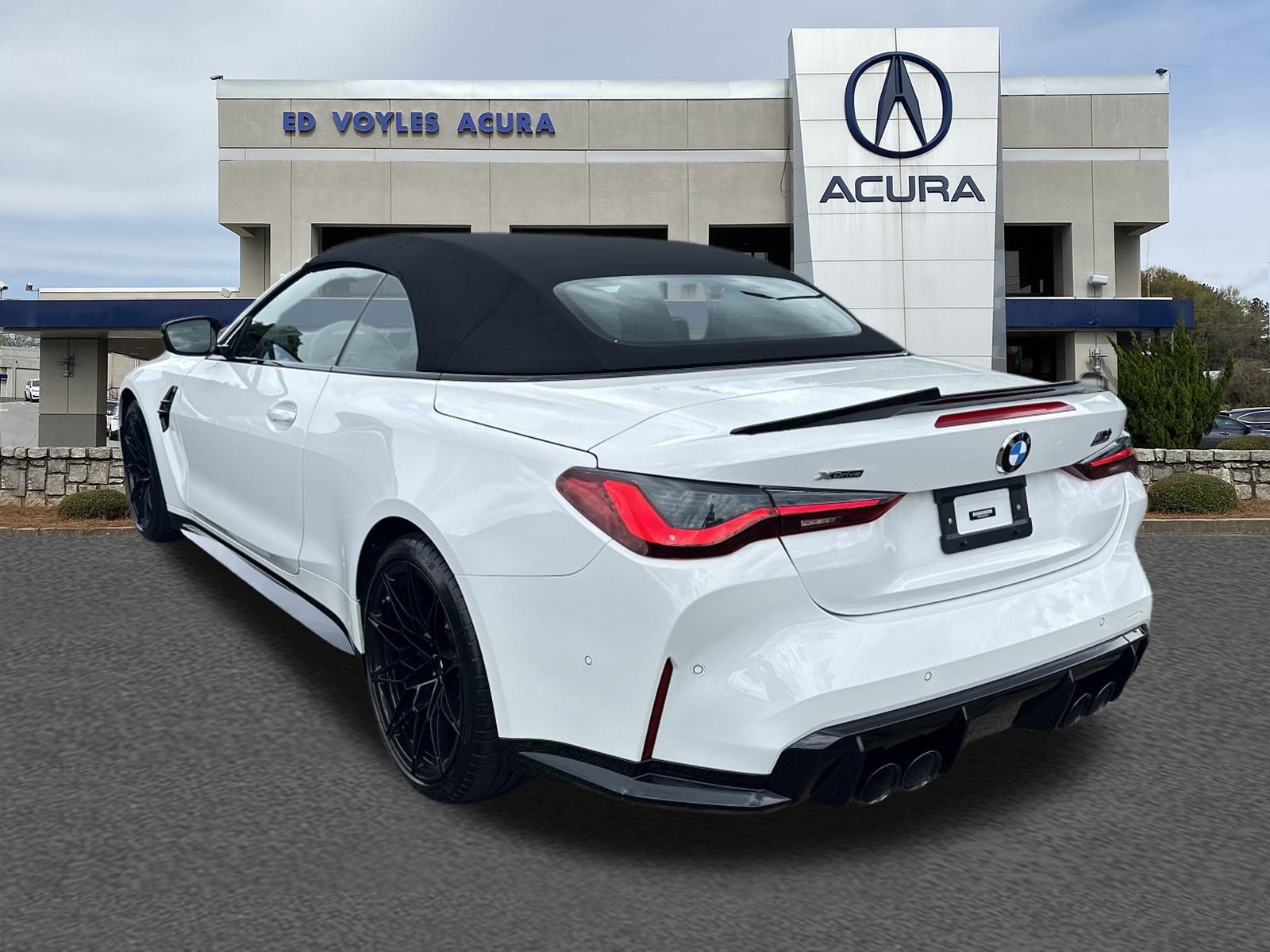 Used 2024 BMW M4 xDrive Competition AWD/4WD image 11