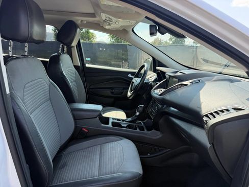 Used 2017 Ford Escape Titanium w/ Canadian Touring Package AWD/4WD image 18