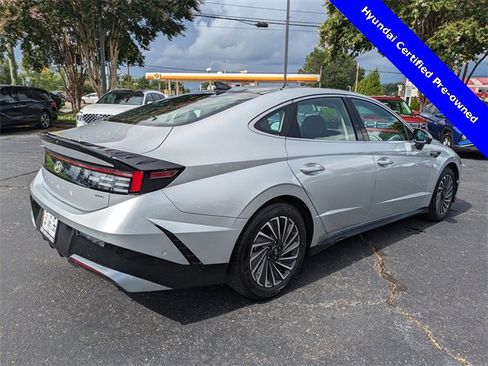 Used 2025 Hyundai Sonata Limited image 4