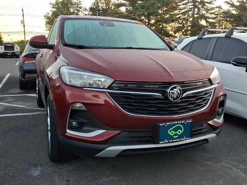 Used 2023 Buick Encore GX Preferred w/ Cold Weather Comfort Package AWD/4WD image 4