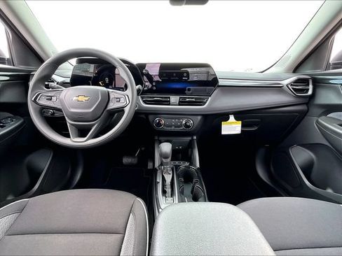 New 2026 Chevrolet TrailBlazer LS FWD image 11