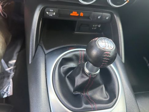 Used 2018 MAZDA MX-5 Miata RF Grand Touring RWD image 25