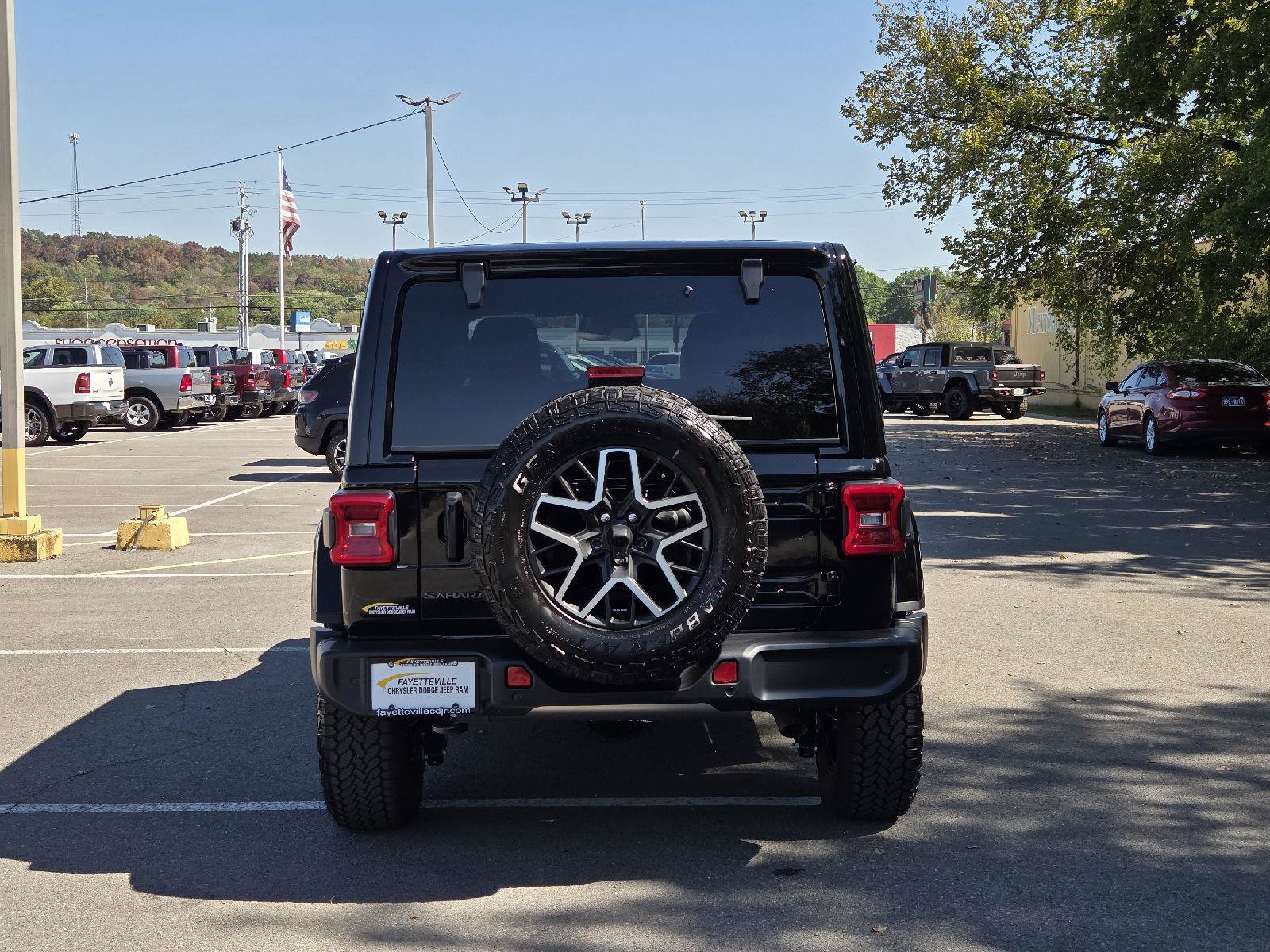 New 2027 Jeep Wrangler Unlimited Sahara AWD/4WD image 4