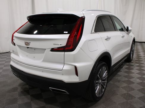 Used 2024 Cadillac XT4 Premium Luxury AWD/4WD image 33