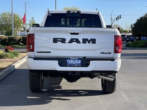 New 2026 RAM 2500 Laramie w/ Night Edition AWD/4WD image 11