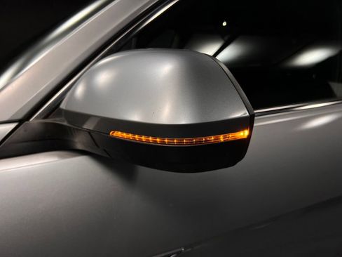 Used 2020 Volkswagen Atlas Cross Sport SEL R-Line image 32