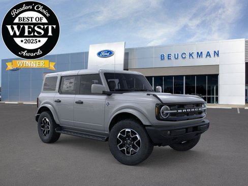 Used 2026 Ford Bronco Outer Banks AWD/4WD image 1