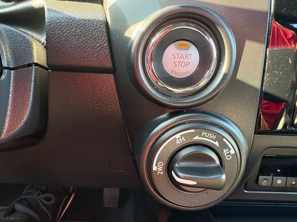 Used 2024 Nissan Titan PRO-4X w/ Pro-4x Utility Package AWD/4WD image 25
