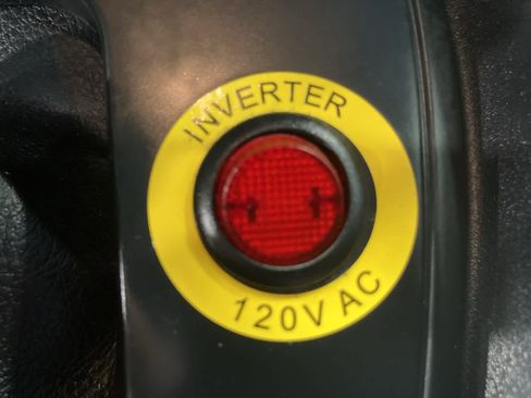 Used 2020 Ford Transit Connect XL image 18