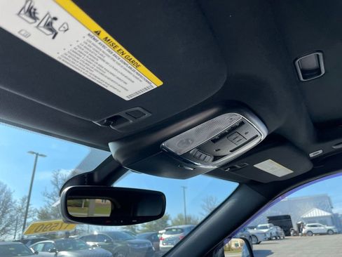 Used 2018 Jeep Grand Cherokee Altitude image 22