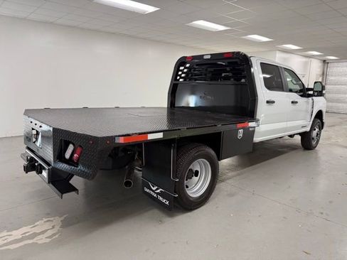 New 2026 Ford F350 XL w/ XL Chrome Package image 6