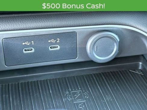 New 2026 Nissan Sentra SR w/ Floor Mat Package FWD image 10
