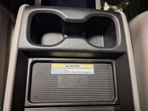 Used 2018 Honda Odyssey Elite image 18