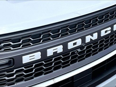 Used 2025 Ford Bronco Sport Badlands w/ Badlands Tech Package AWD/4WD image 29