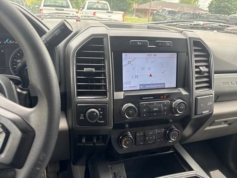 Used 2022 Ford F250 XLT w/ XLT Premium Package AWD/4WD image 20