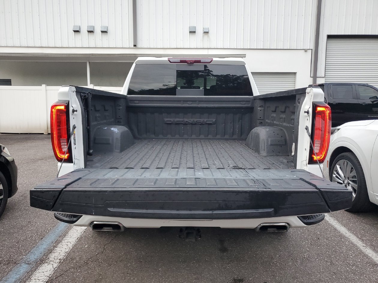 Used 2024 GMC Sierra 1500 Denali w/ Denali Reserve Package AWD/4WD image 9