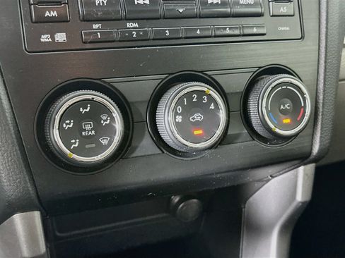 Used 2014 Subaru Forester 2.5i w/ Popular Package #1 AWD/4WD image 21
