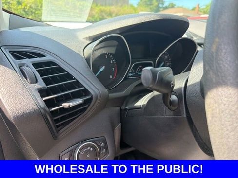 Used 2017 Ford Escape SE w/ Equipment Group 201A FWD image 23