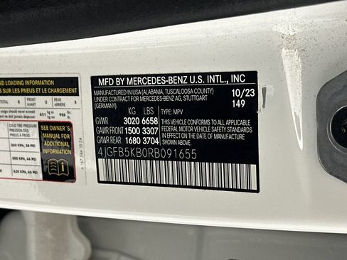 Certified 2024 Mercedes-Benz GLE 450 4MATIC image 9