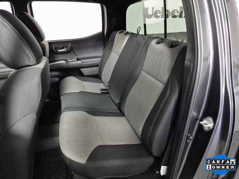 Used 2022 Toyota Tacoma TRD Sport image 23