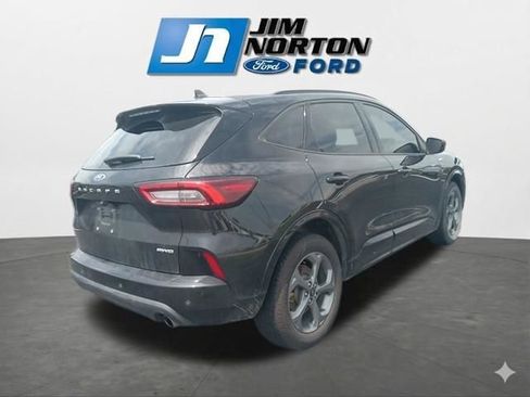 Used 2023 Ford Escape ST-Line w/ Tech Pack #1 AWD/4WD image 10