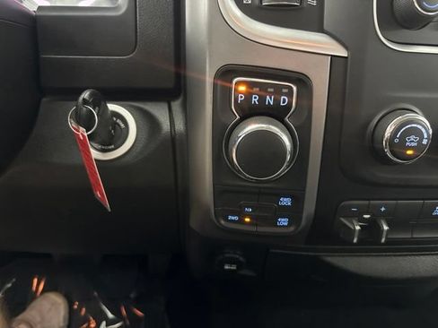 Used 2022 RAM 1500 Classic SLT w/ Protection Group AWD/4WD image 37