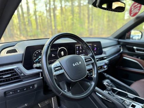 Used 2023 Kia Telluride SX FWD image 13