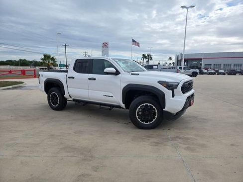 New 2026 Toyota Tacoma TRD Off-Road AWD/4WD image 1