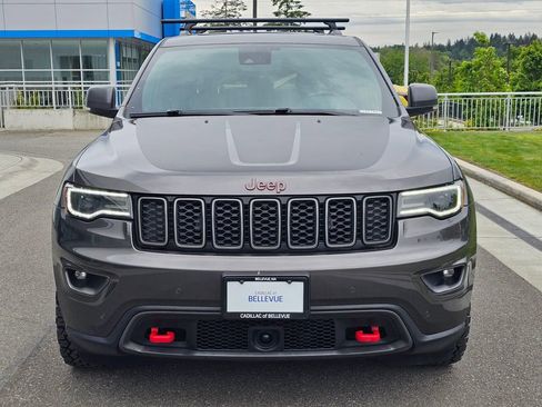 Used 2019 Jeep Grand Cherokee Trailhawk w/ Trailhawk Luxury Group AWD/4WD image 8