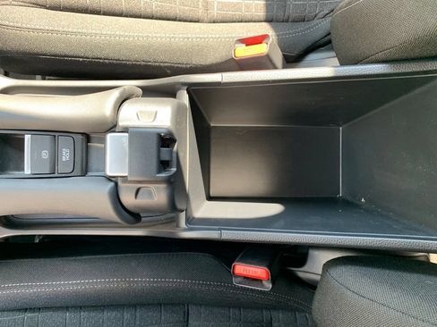 Used 2024 Honda HR-V LX image 22
