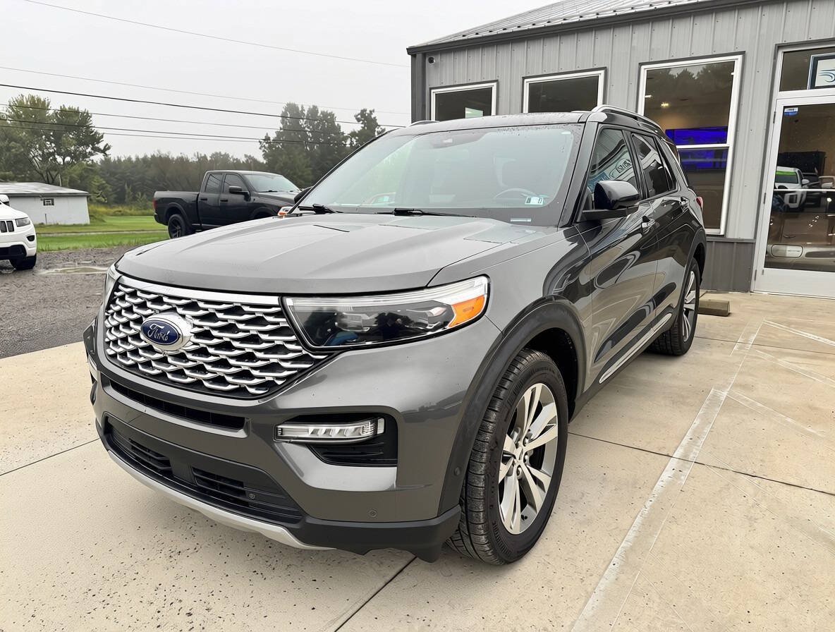 Used 2020 Ford Explorer Platinum w/ Premium Technology Package AWD/4WD image 3