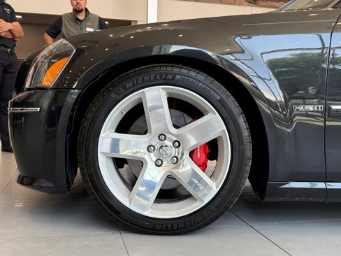Used 2006 Dodge Magnum SRT8 w/ SRT Option Group III RWD image 10