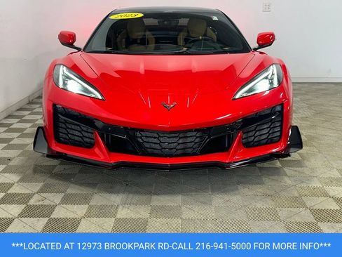 Used 2023 Chevrolet Corvette Z06 w/ Stealth Interior Trim Package RWD image 2