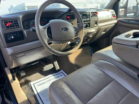 Used 2004 Ford F250 Lariat image 34