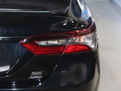 Used 2024 Toyota Camry SE AWD/4WD image 37